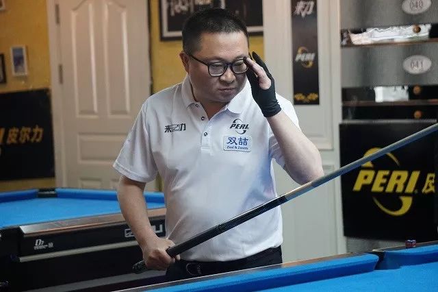 她在比赛中 她在比赛中