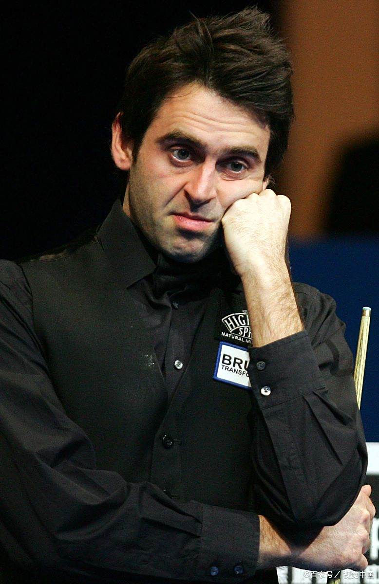 显得毫无招 显得毫无招