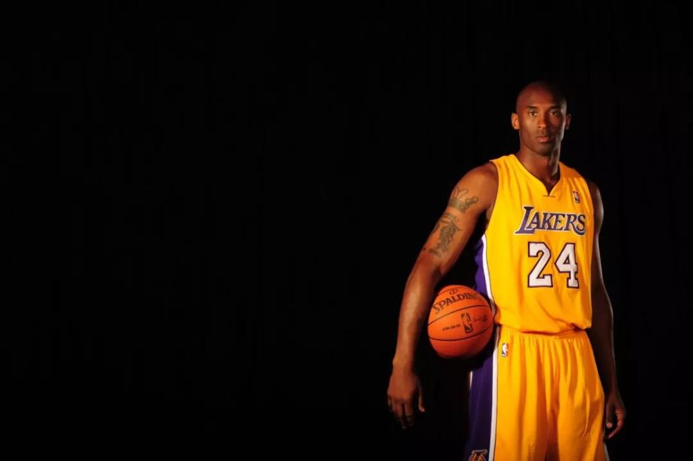 以强烈的末 以强烈的末