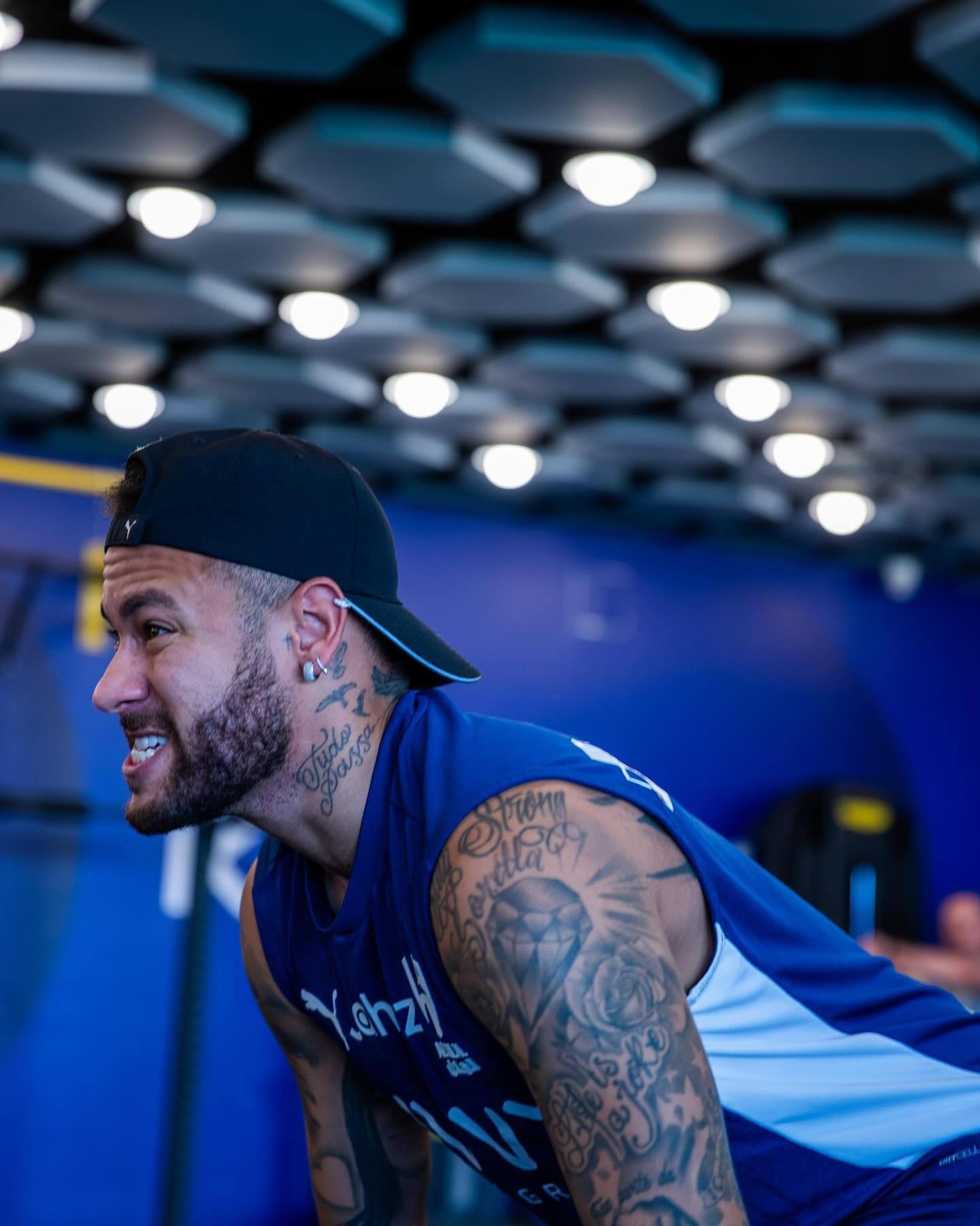 离威胁之上 离威胁之上