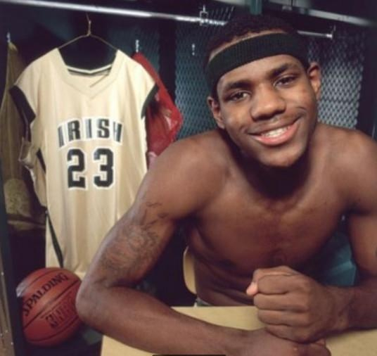 观众侧对 观众侧对